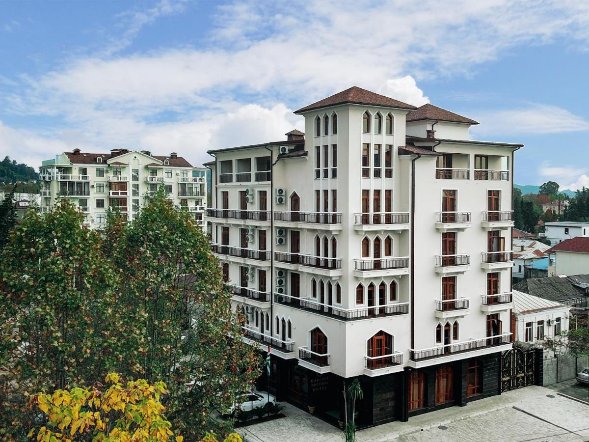 Garuda Boutique Hotel Сухуми Екстериор снимка