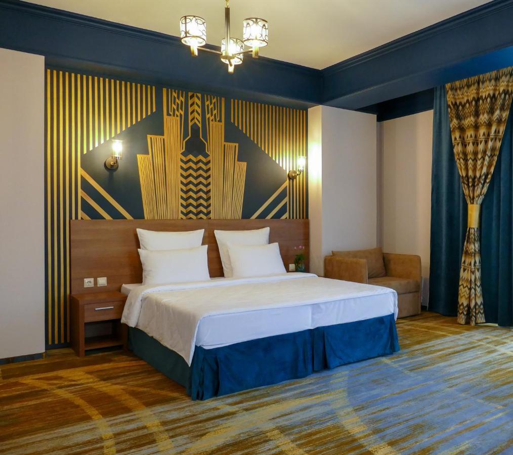 Garuda Boutique Hotel Сухуми Екстериор снимка
