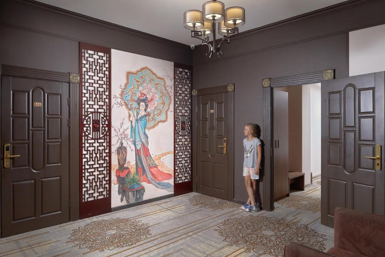 Garuda Boutique Hotel Сухуми Екстериор снимка