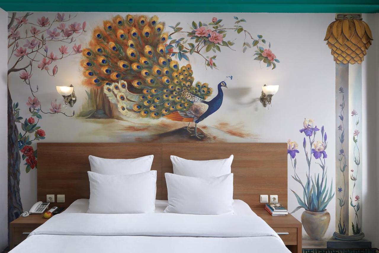Garuda Boutique Hotel Сухуми Екстериор снимка