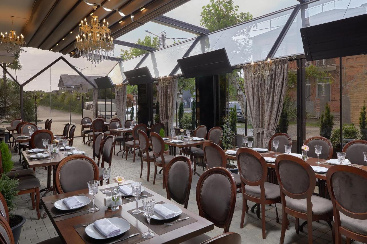 Garuda Boutique Hotel Сухуми Екстериор снимка